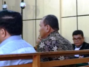 Kusnindar Blak-blakan Ungkap Alur Distribusi Uang ke Saksi yang Bantah Terima Uang Ketok Palu