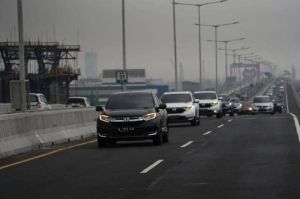 Tujuh Tip Berkendara di Jalan Tol Layang Jakarta-Cikampek