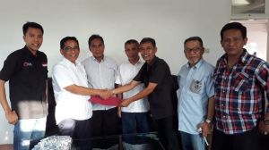 Ambil Momen HUT Jambi, Bakri Mendadak Datangi PDIP Ambil Formulir Jadi Cagub
