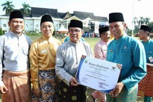 Terima 2  Penghargaan di HUT Jambi, drg Iwan Dinonjob Dari Jabatan Direktur SDM RSUD Raden Mattaher