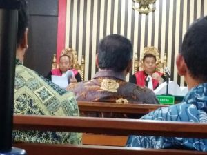 Sempat Berikan Rp300 juta, Hakim Sebut Chandra Beruntung Tak Dapat Paket dan Uang Dikembalikan