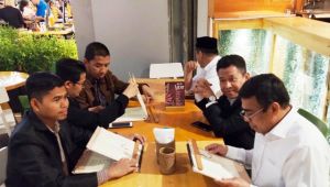 Bertemu WNI Imam Masjid di Dubai, Menag Pesan Jaga Nama Baik Indonesia