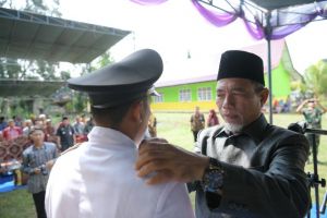 Wabup Lantik Sukron Jadi Kades Air Batu, H Mashuri: Desa Ini  Jadi Pusat Wisata Air