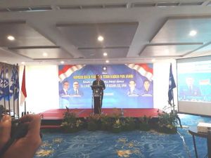 Zulhas Dukung H Bakri Jadi Calon Gubernur Jambi