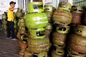 Pertimbangkan Kondisi Masyarakat, Menteri ESDM: Atur Ulang Distribusi LPG 3 KG, Masih Tahap Kajian