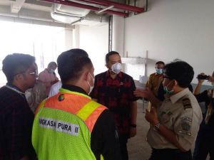 Wakil Ketua DPRD Pinto Bersama Anggota Komisi 4 Sidak di Bandara Sultan Thaha 