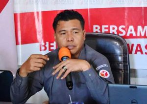 Bawaslu Sungaipenuh Panggil Kepsek dan Pihak lain Terkait Alat Peraga Cagub di Sekolah