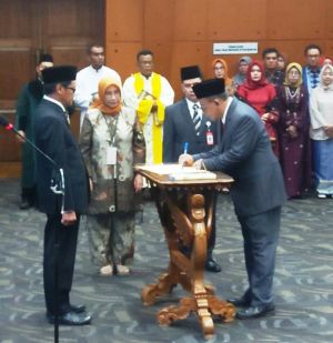 Hadiri Pelantikan Rektor Unja Prof Sutrisno, Ini Harapan Edi Purwanto