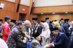 Safrial Hadiri Pelantikan Rektor Unja Periode 2020-2024