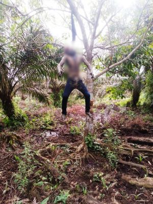 Geger, Pria Ditemukan Gantung Diri Kondisi Membusuk di Muntialo