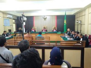 Zainal Abidin Mohon Keringanan Hukuman dan Denda Kepada Hakim