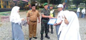 Tanamkan Jiwa Disiplin Dan Nasionalisme, Dandim Kerinci Jadi Irup  di SMAN 6 Kerinci