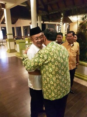 Wabup Tanjabbar Ucapkan Selamat ke CE Pimpin Golkar Jambi, Amir Sakib: Beliau Sahabat Saya