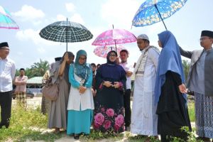 Rahima Bantu Pengobatan Operasi Katarak Warga Sungai Bahar