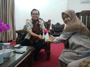 Tangkal Virus Corona, UIN Jambi Produksi Sendiri Hand Sanitizer Alami
