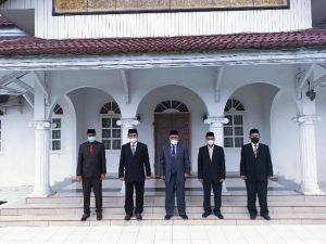 Lantik 4 Wakil Rektor, Ini Pesan Rektor Unja