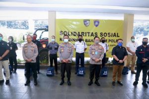 Baharkam-ABUJAPI Berikan Bantuan ke Satpam yang Terdampak Covid-19