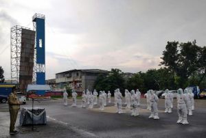 Walikota Jambi Syarif Fasha Kukuhkan Relawan Covid-19