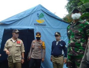 Status Siaga Dua, Fasha Kunjungi Warga Terdampak Banjir