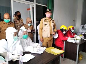 Ratusan Pedagang Jalani Rapid Test, Fasha: Untuk Melihat Ada Penyebaran Transmisi Lokal Atau Tidak 