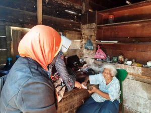 Di Tengah Pandemi Covid-19, Iwako Berbagi Keceriaan di Bulan Ramadhan