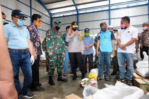 Awasi Kemungkinan Rekayasa Sembako Covid-19, Kapolda Jambi Bersama Rombongan Mendadak Datangi Bulog