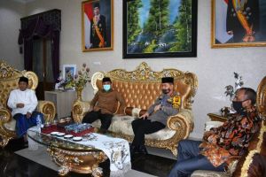 Tak Ada Open House, Ketua DPRD Provinsi Jambi Hanya Silaturahmi Forkopimda dan Kunjungi Orang Tua