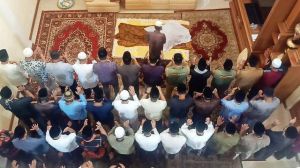 Bupati Batanghari Syahirsah Akan Lepas Jenazah Sofia Secara Kedinasan