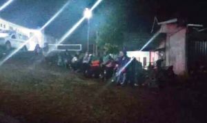 Tak Boleh Masuk, Waga Pendatang Lempari Posko Covid-19 Lembah Masurai