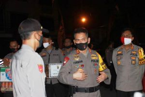 Kapolda Jambi Berikan Semangat ke Petugas di Posko Pencegahan COVID-19