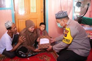 Kapolri Berikan Kenaikan Pangkat Luar Biasa ke Polisi yang Wafat Diserang Teroris di Daha Selatan