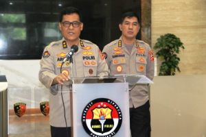 Kapolri kembali Gelontorkan 6 ribu Ton Beras bagi Masyarakat terdampak Covid-19