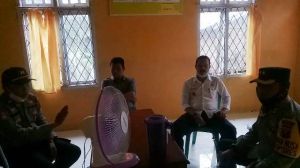 Warga Minta Kades  Mundur, BLT Desa Seling Tidak Tepat Sasaran