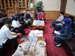 Ketua DPRD Edi Minta Baznas Prioritaskan Zakat Produktif