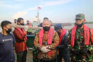 Bupati Bersama Danlanal Palembang Patroli di Perairan Kuala Tungkal