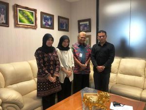 Sowan ke Tokoh Jambi di Jakarta Marzuki Usman, Ratu Munawarah Dapat Pesan Ini