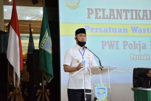 Hadiri Pelantikan Pengurus PWI kota Jambi, Fasha Ingatkan Insan Pers Untuk Tetap Idealis 