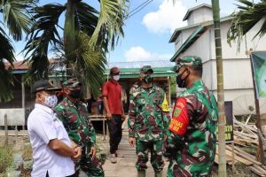 Tim Wasev Tinjau Rumah Hendri Penerima Bedah Rumah TMMD Kodim Tanjab