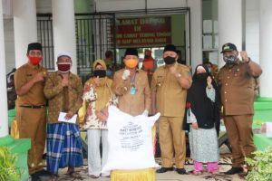 Bupati Dampingi Gubernur Salurkan JPS, Pemerintah Akui Terkendala Tumpang Tindih Data