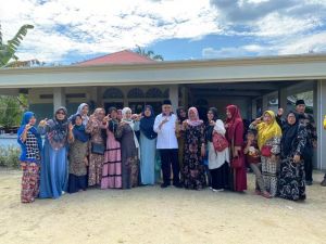 Temui Tokoh di Bungo, CE Cerita Perjalanan Hidup Hingga Kenalkan Ratu Munawarah Sebagai Wakilnya