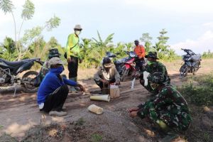 Satgas TMMD Kodim 0419/Tanjab Rutin Sosialisasikan Tentang Bahaya Virus Covid-19