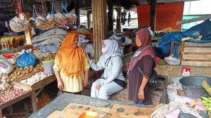 Serap Aspirasi Yunninta Kunjungi Pasar Keramat Tinggi Muara Bulian