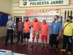 Polresta Jambi Tangkap Tiga Pelaku Pembunuhan Warga Kasang Jaya