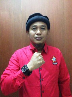 Mengejutkan..DPD I Golkar Tunjuk Asari Syafii jadi Plt Ketua Golkar Kota Jambi
