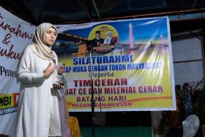 Cek Endra - Ratu Munawaroh Sisir Batanghari Hingga Malam Hari