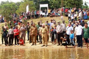 Panen Ikan di Lubuk Larangan, Safrial Sampaikan Dua Hal Penting Ini
