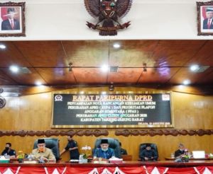 Ucok Mora Pimpin Rapat Paripurna Pembahasan Rancangan Kebijakan dan Anggaran