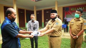 Terima Bantuan Ternak, Melam Bangun Sebut Banyak Sapi Bunting