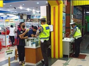 Polda Jambi Terus Gencarkan Patuhi Protokol Kesehatan ke Warga