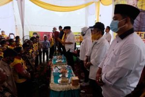 Cek Endra - Ratu Munawaroh Lantik Tim Pemenangan Mestong